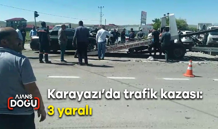 Karayazı’da trafik kazası: 3 yaralı