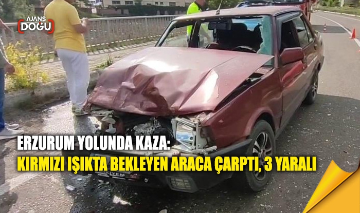 Kırmızı ışıkta bekleyen araca çarptı, 3 yaralı