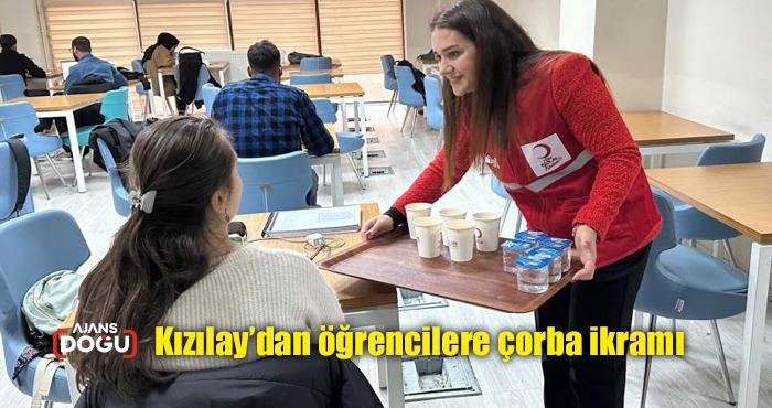 Kızılay’dan öğrencilere çorba ikramı