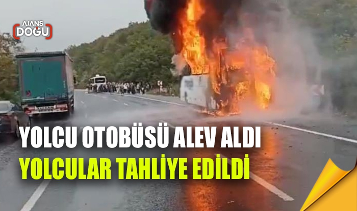 Yolcu otobüsü alev aldı, yolcular tahliye edildi